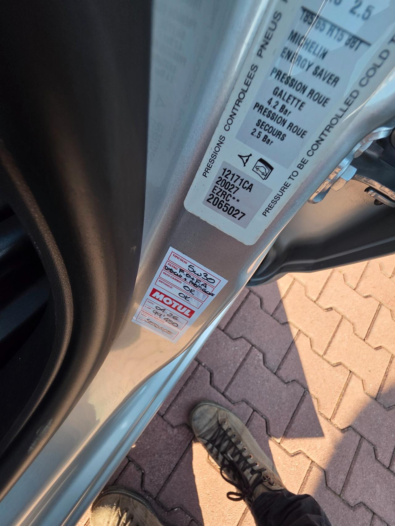 Citroen C3 1.4 Exclusive perfetta è garantita 12 mesi