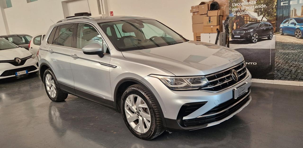 Volkswagen Tiguan 2.0 TDI 150 CV SCR DSG Elegance