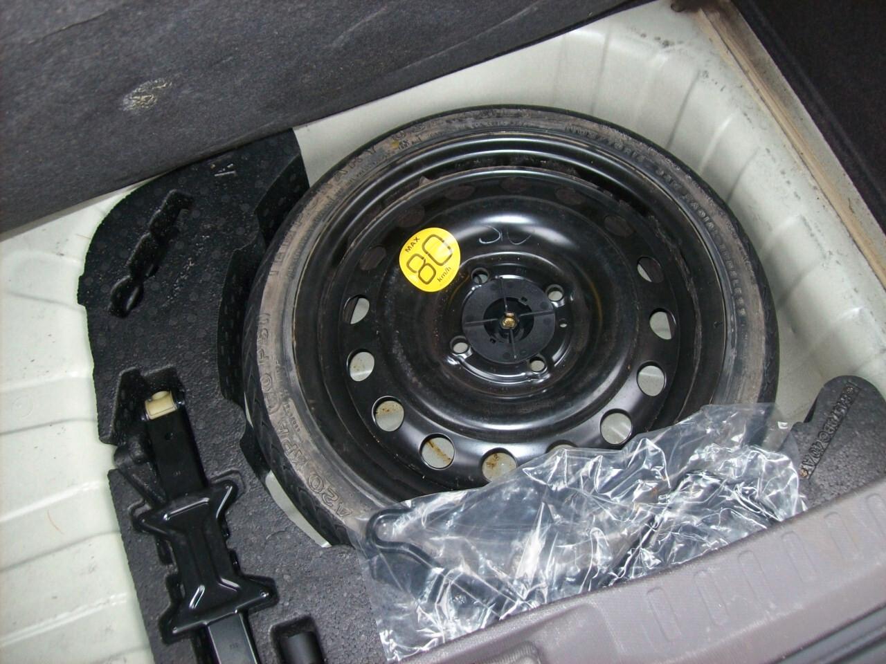 Nissan Micra 1.2 16V 65CV 5 porte