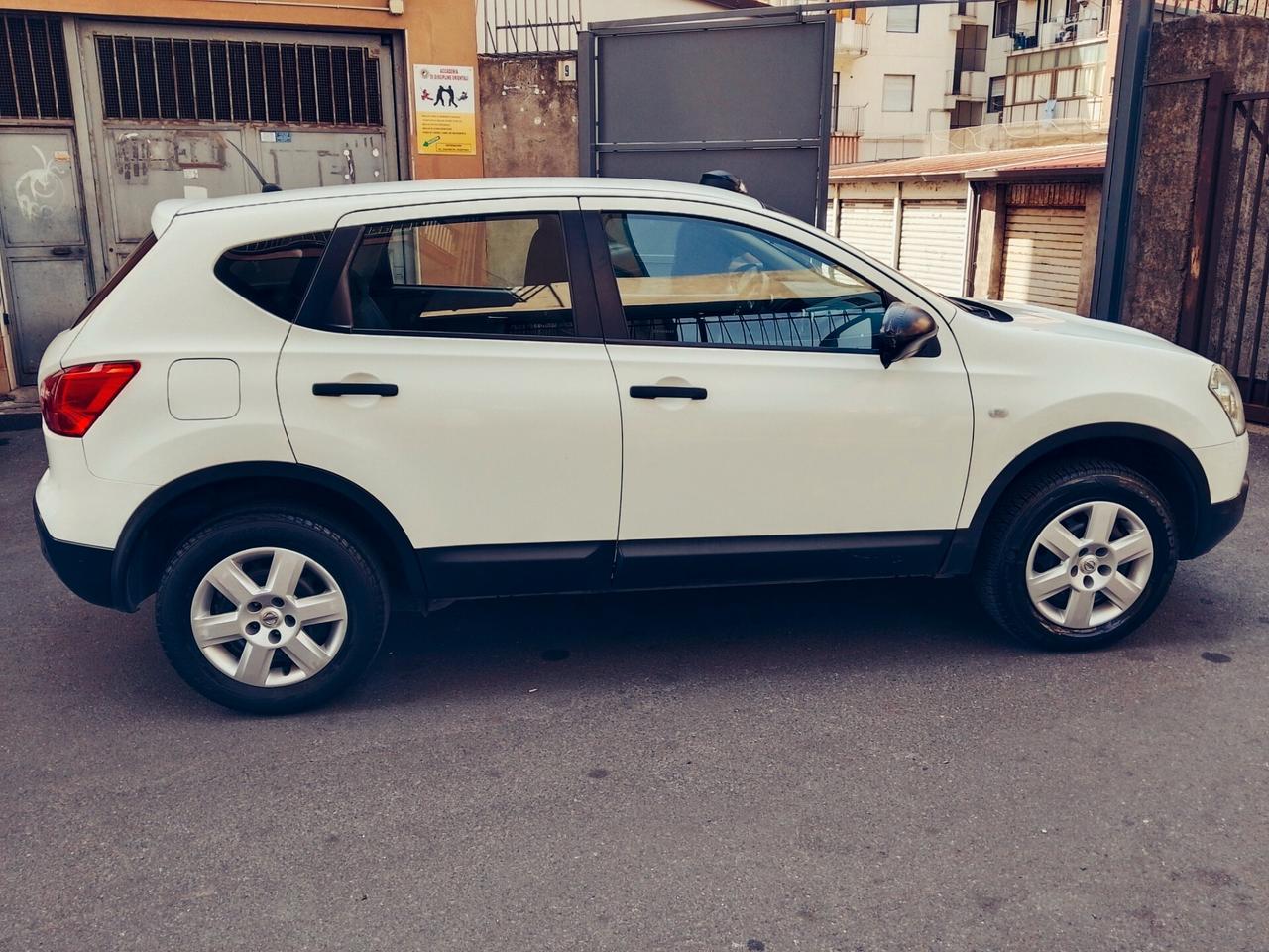 Nissan Qashqai 1.5 dCi DPF Tekna