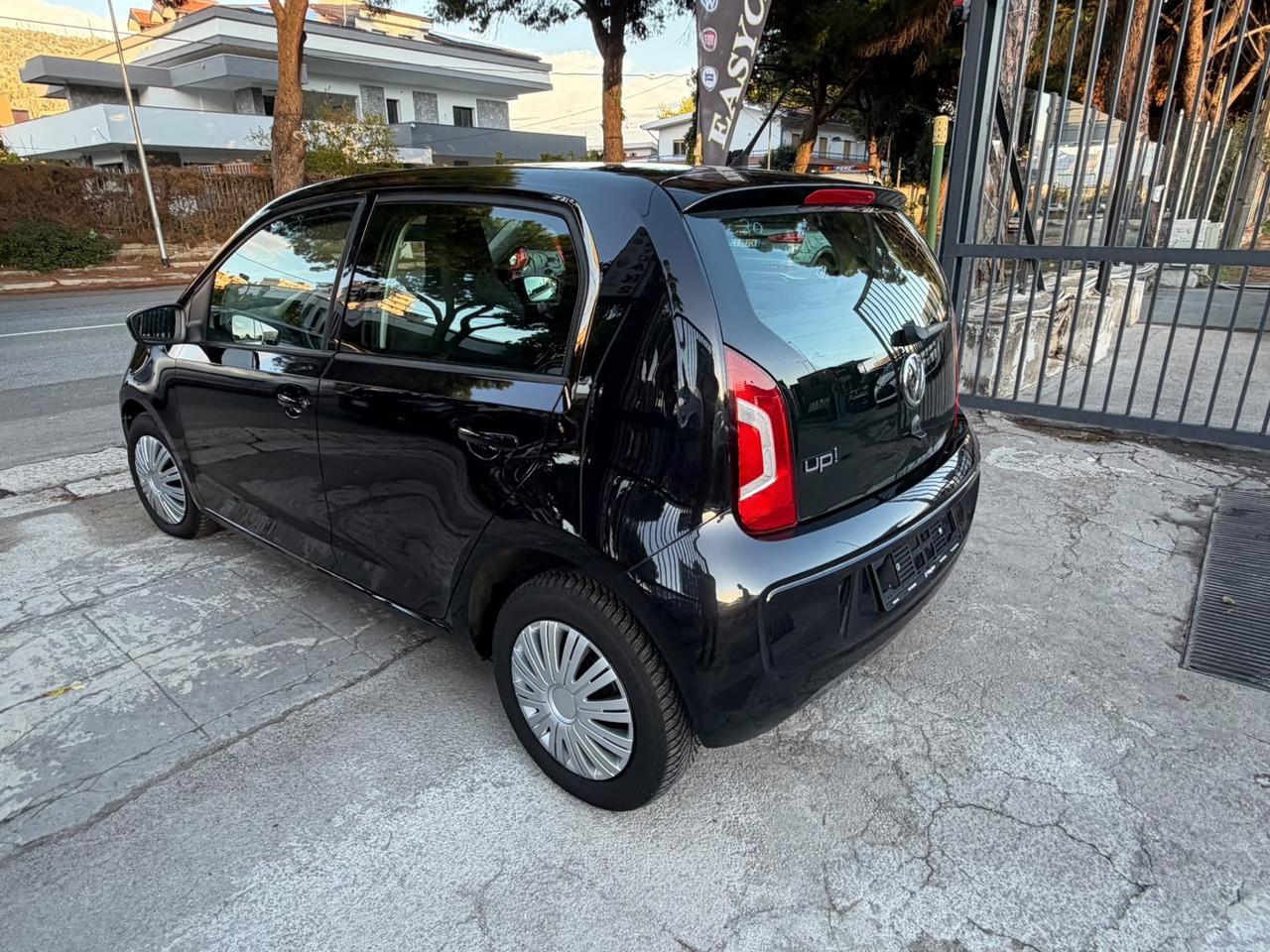 Volkswagen up! 1.0 5p. move