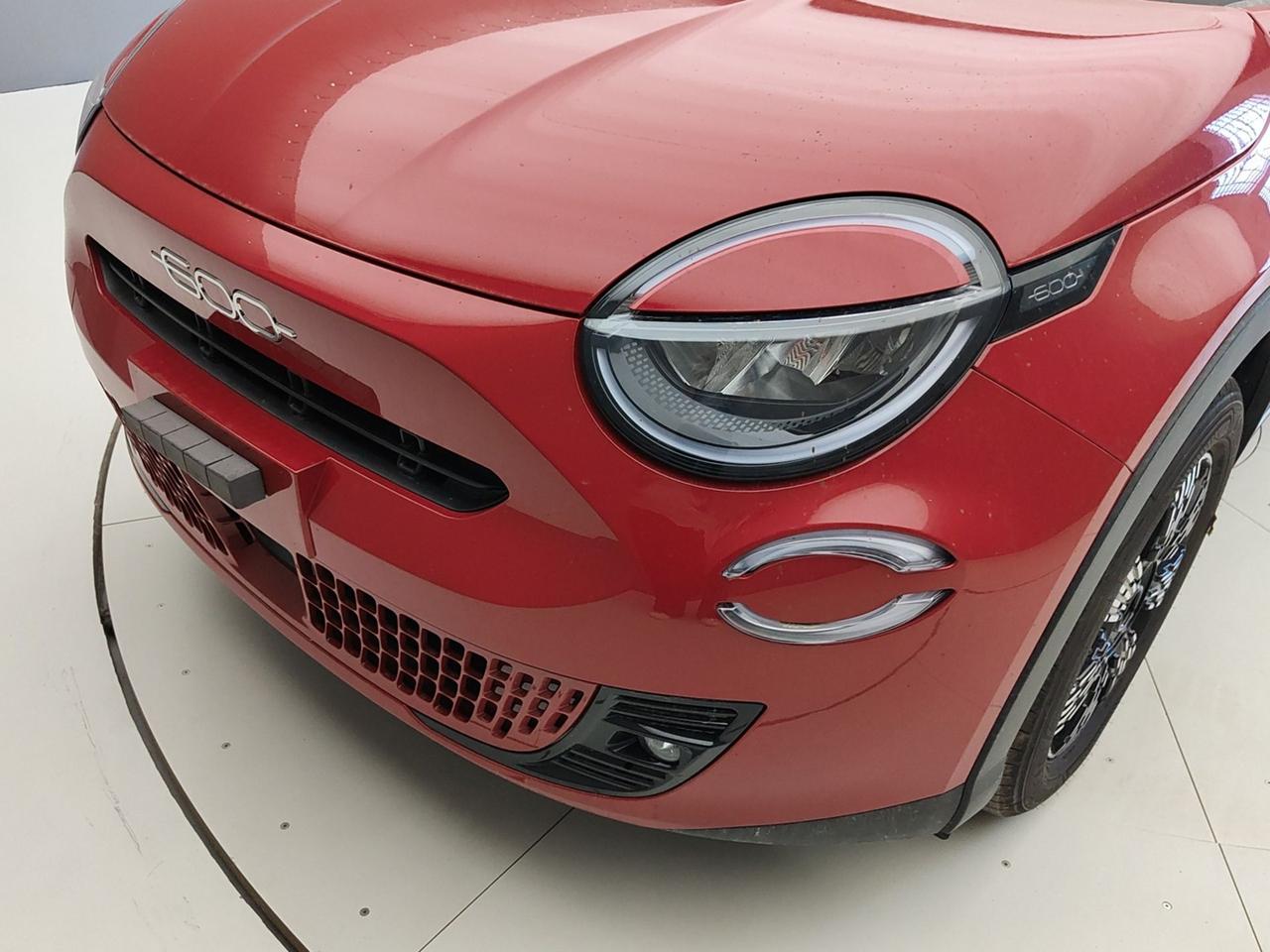 FIAT 600 IV 2023 600E RED 156CV