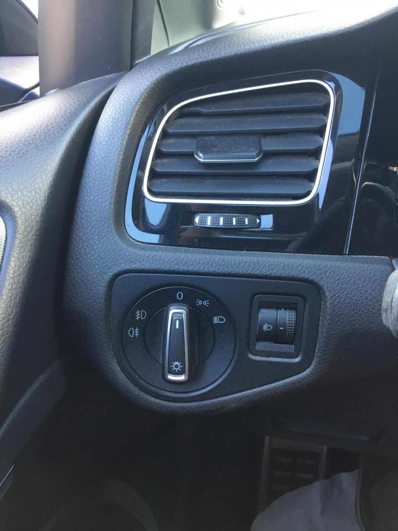 Volkswagen Golf 1.6 TDI 110 CV 5p. ALLESTIMENTO Rline