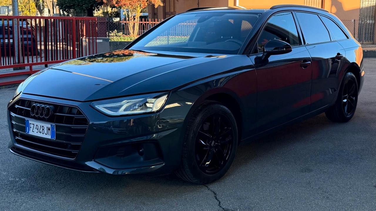 AUDI A4 2.0 AVANT 35 TDI S-TRONIC 163CV - FULL LED