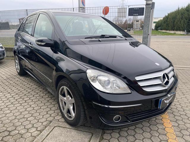 MERCEDES-BENZ B 180 CDI Sport