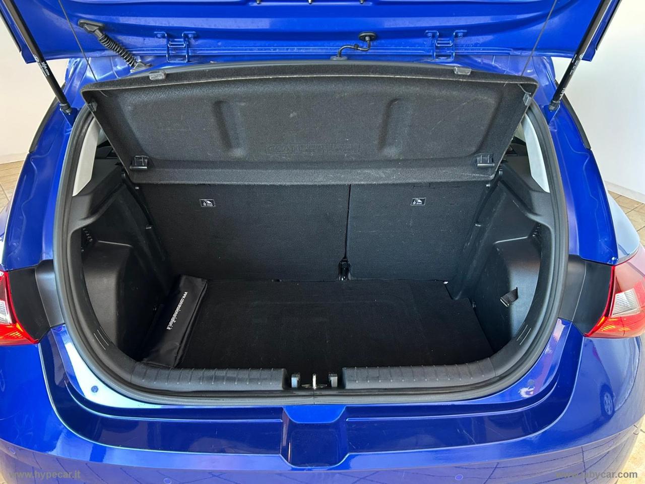 HYUNDAI i20 1.2 MPI MT Connectline