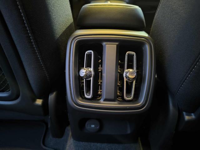 VOLVO XC40 B3 automatico Core