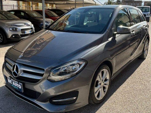 MERCEDES-BENZ B 180 d Automatic Business
