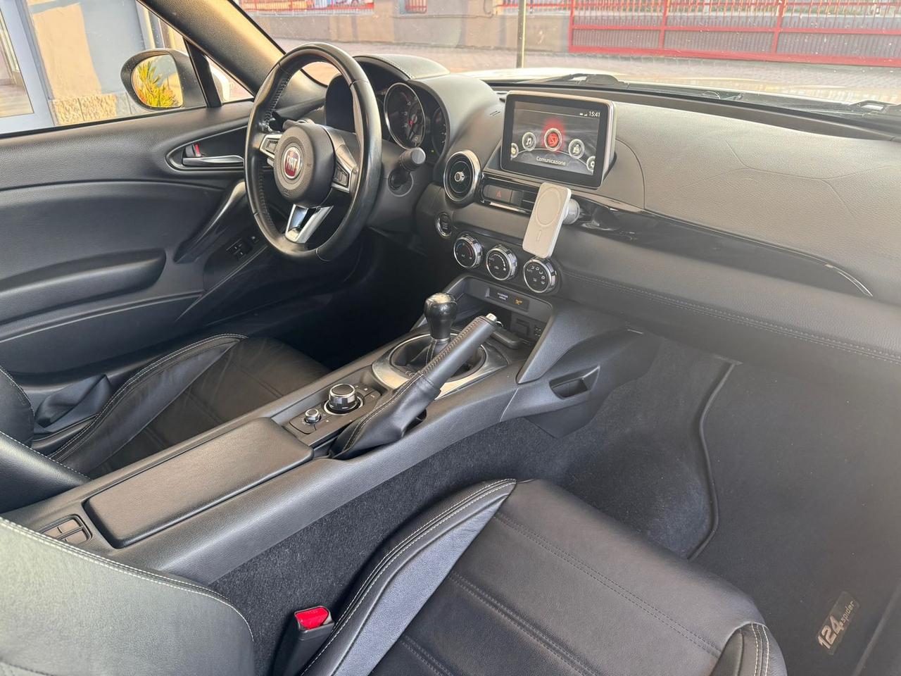 Fiat 124 Spider Lusso 1.4 Multiair Turbo #8435