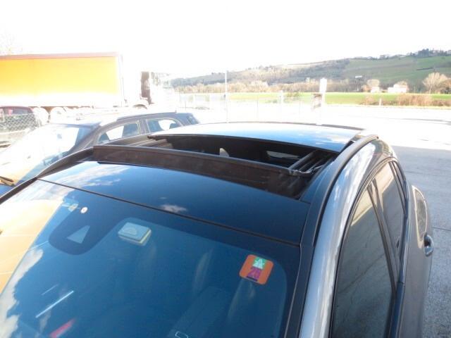 Mercedes-benz GLA 200 d Automatic Premium + TETTO