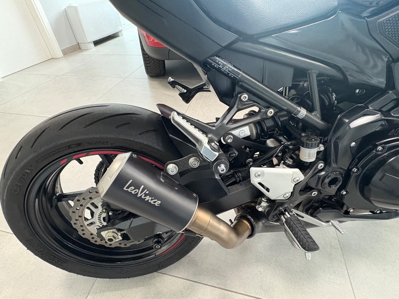 Kawasaki 900 Z 125cv 2020 km 17000