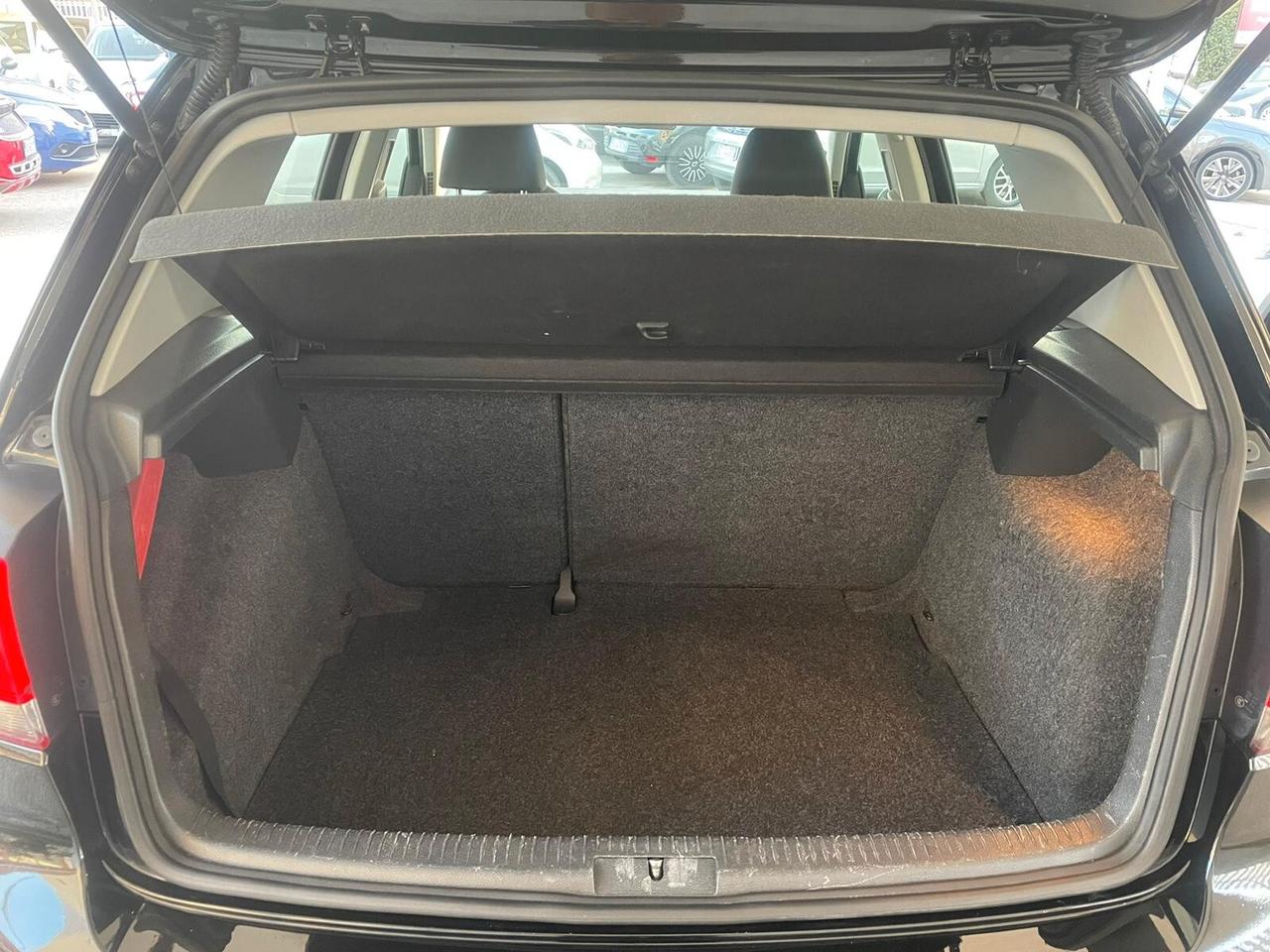 Volkswagen Golf 1.6 TDI DPF 5p. Highline