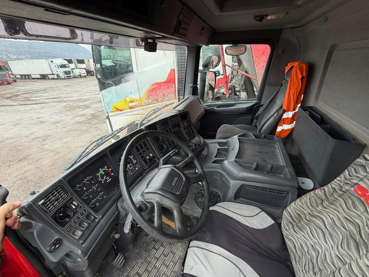 Scania 124c420 8x4