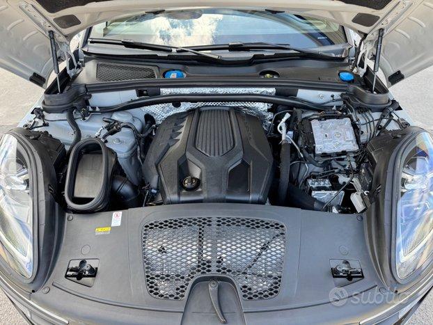 Porsche Macan 2.0 i 265cv colore gesso garanzia ap