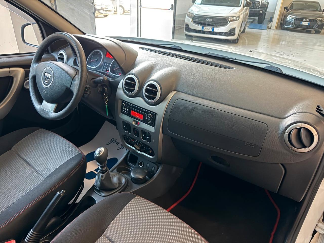 Dacia Duster 1.5 dci Laureate 4x2 110cv my13