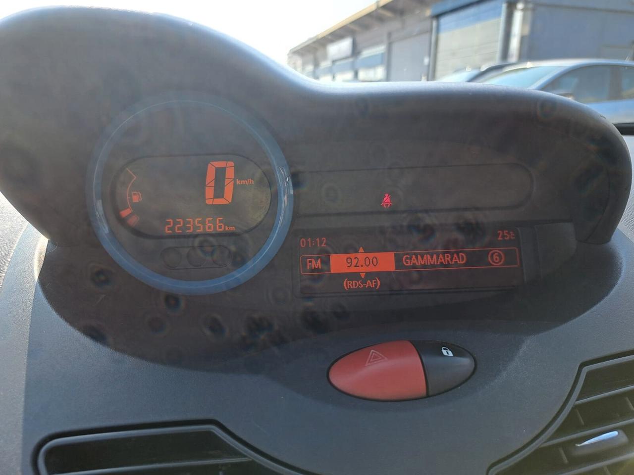 Renault Twingo 1.2 16V Live
