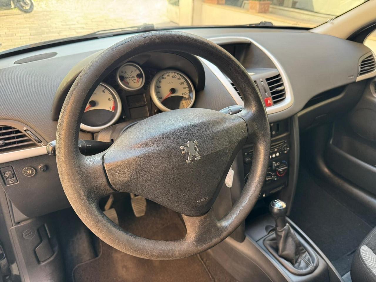 Peugeot 207 1.4 8v 75cv 3P xline eco GPL