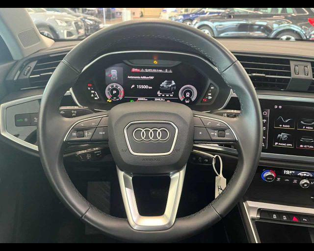 AUDI Q3 35 TDI S tronic Business Advanced