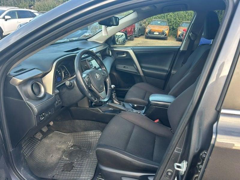 Toyota RAV4 Rav4 2.0 d-4d Lounge 4wd 124cv mt