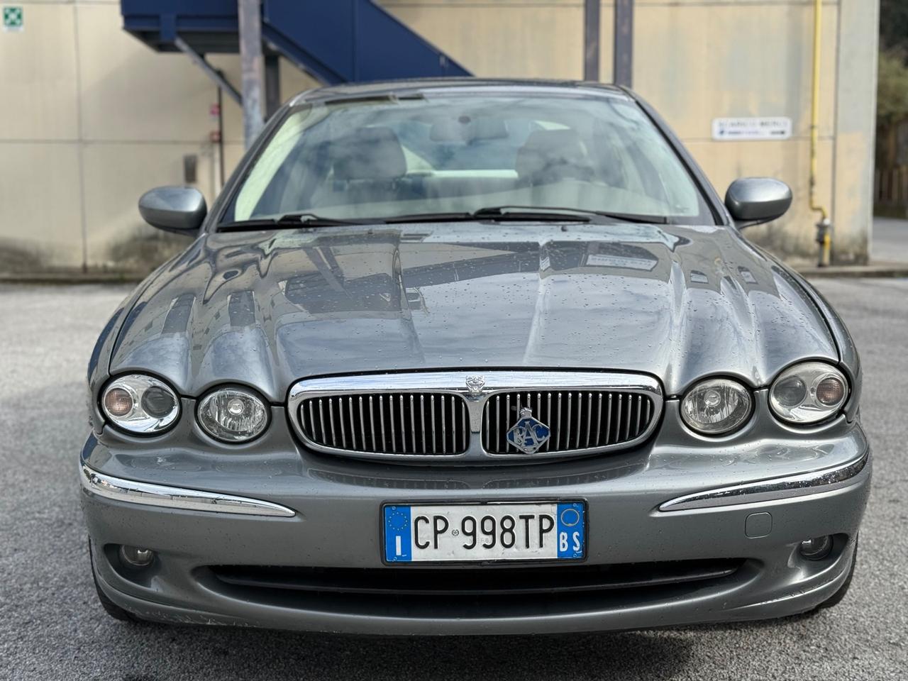Jaguar X-Type 2 litri V6 24V BENZINA Executive
