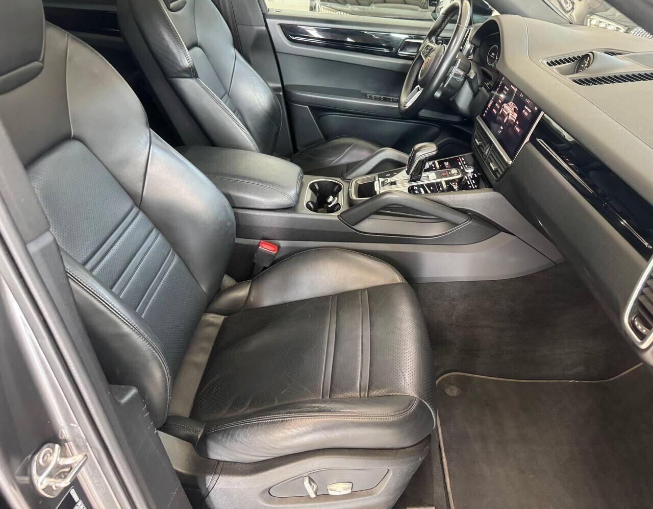 Porsche Cayenne Coupé 3.0 V6 E-Hybrid