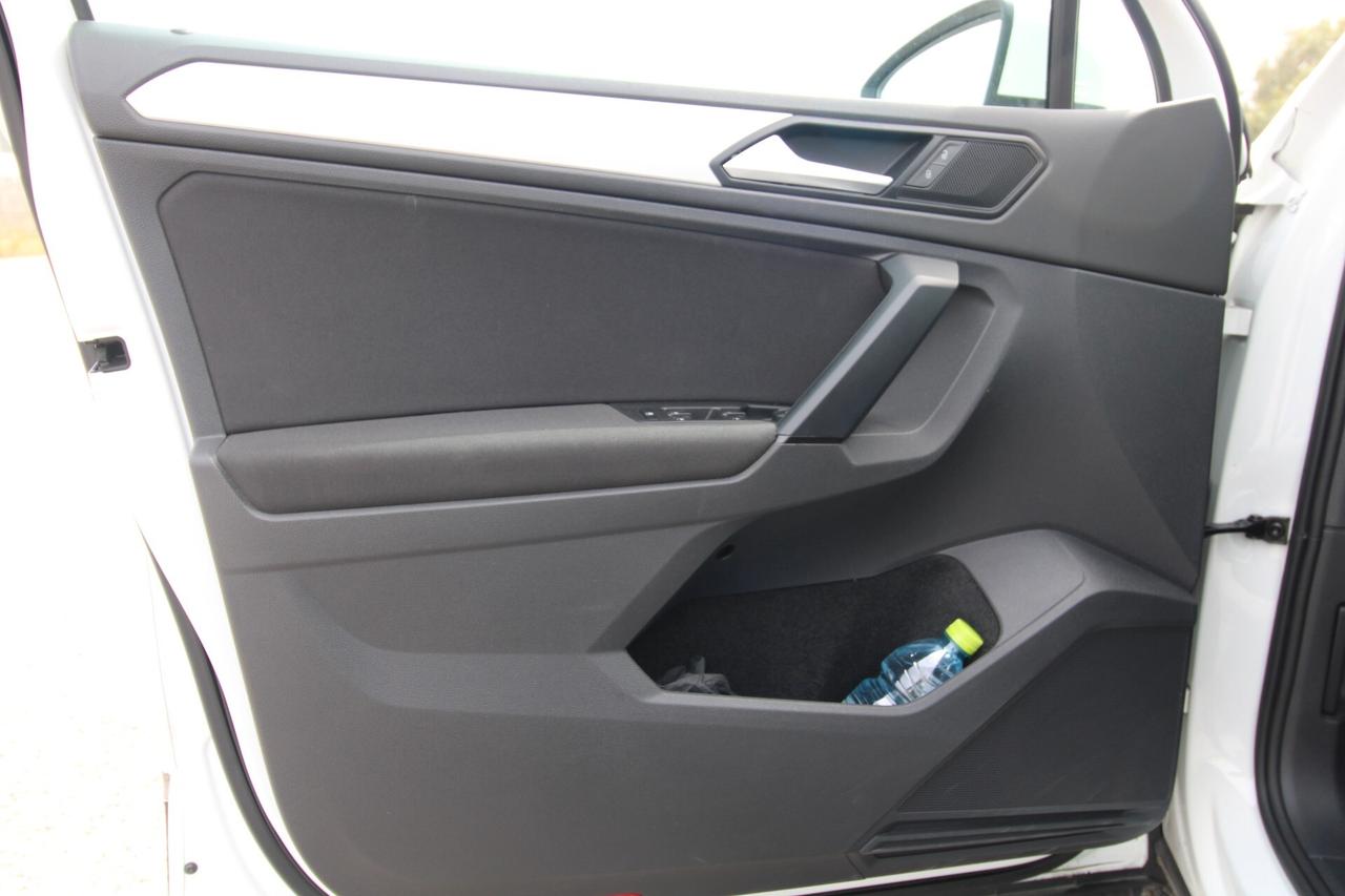Volkswagen Tiguan 2.0 TDI SCR DSG Business BlueMotion Technology