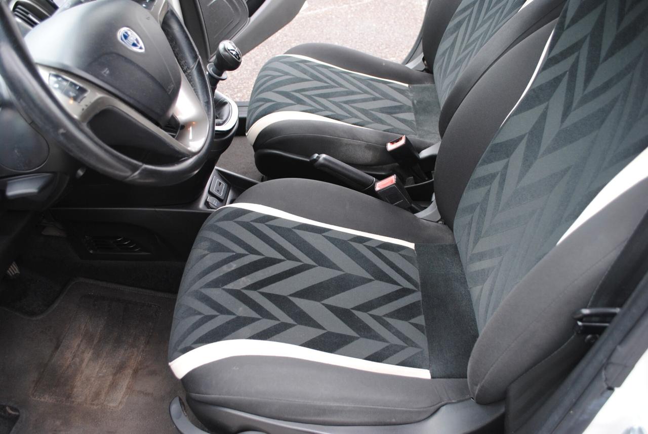 LANCIA YPSILON 0.9 84 CV BENZ/METANO