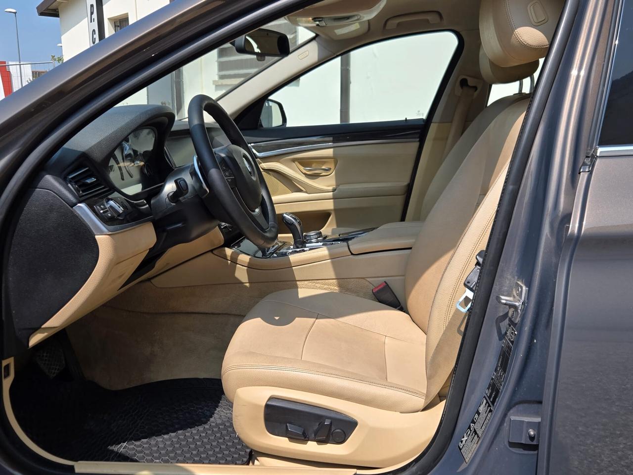 Bmw 530d xDrive 258CV Touring Luxury