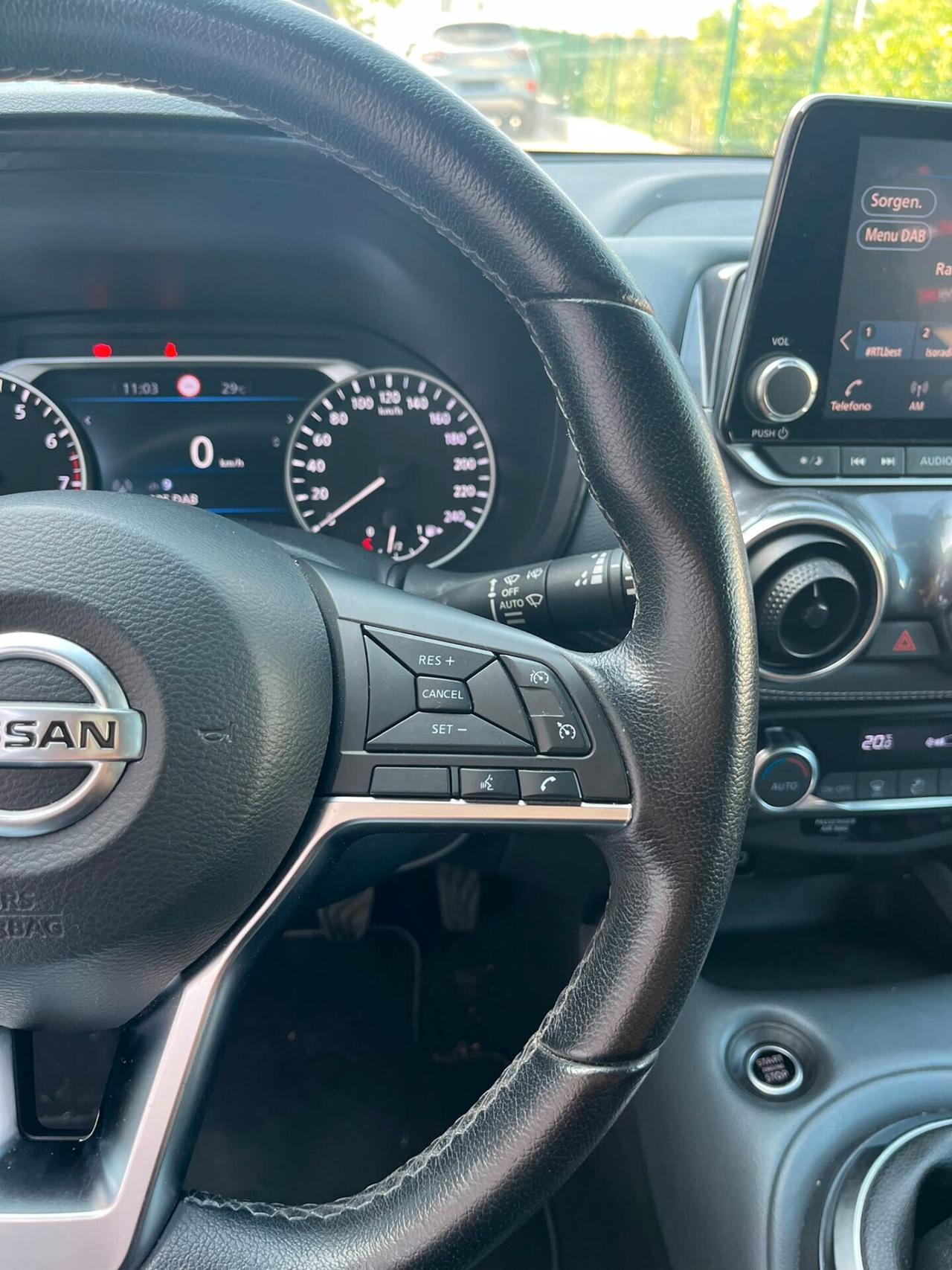 Nissan Juke 1.0 DIG-T 114 CV DCT N-Connecta