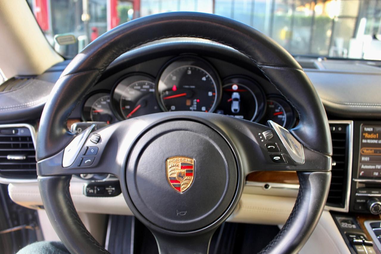 Porsche Panamera 3.0 Diesel 250CV INTERNI PELLE BIANCO