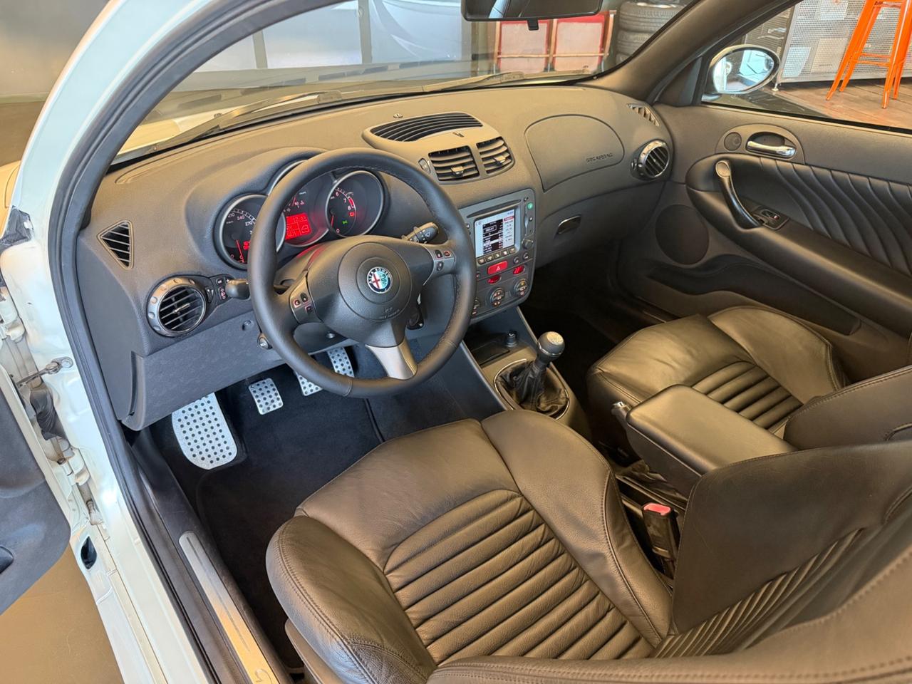 Alfa Romeo 147 3.2i V6 24V cat Selespeed 3 porte GTA