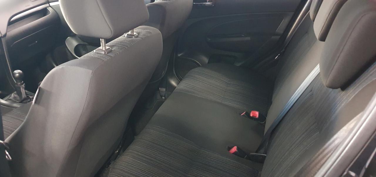 Suzuki Swift 1.3 DDiS 5 porte B-Cool