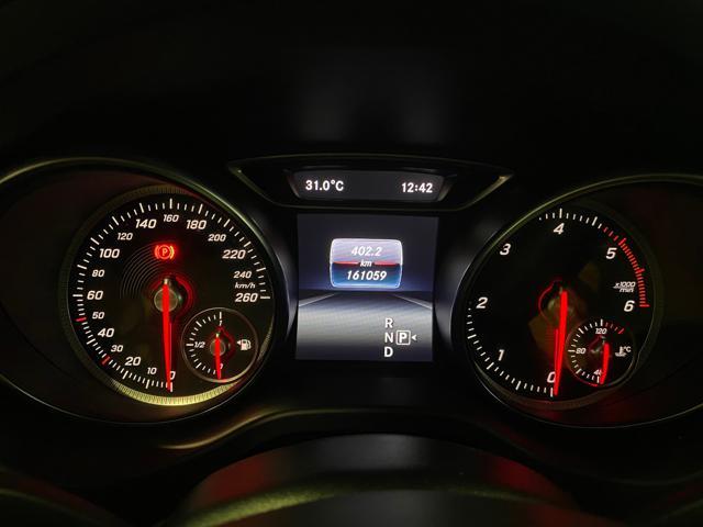 MERCEDES-BENZ GLA 200 d Automatic Business