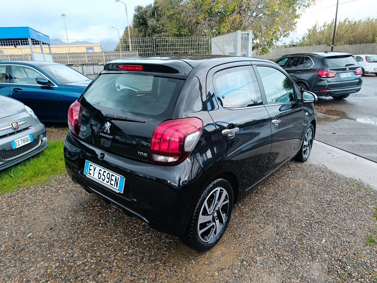 Peugeot 108 PureTech 82 5 porte Allure TOP!