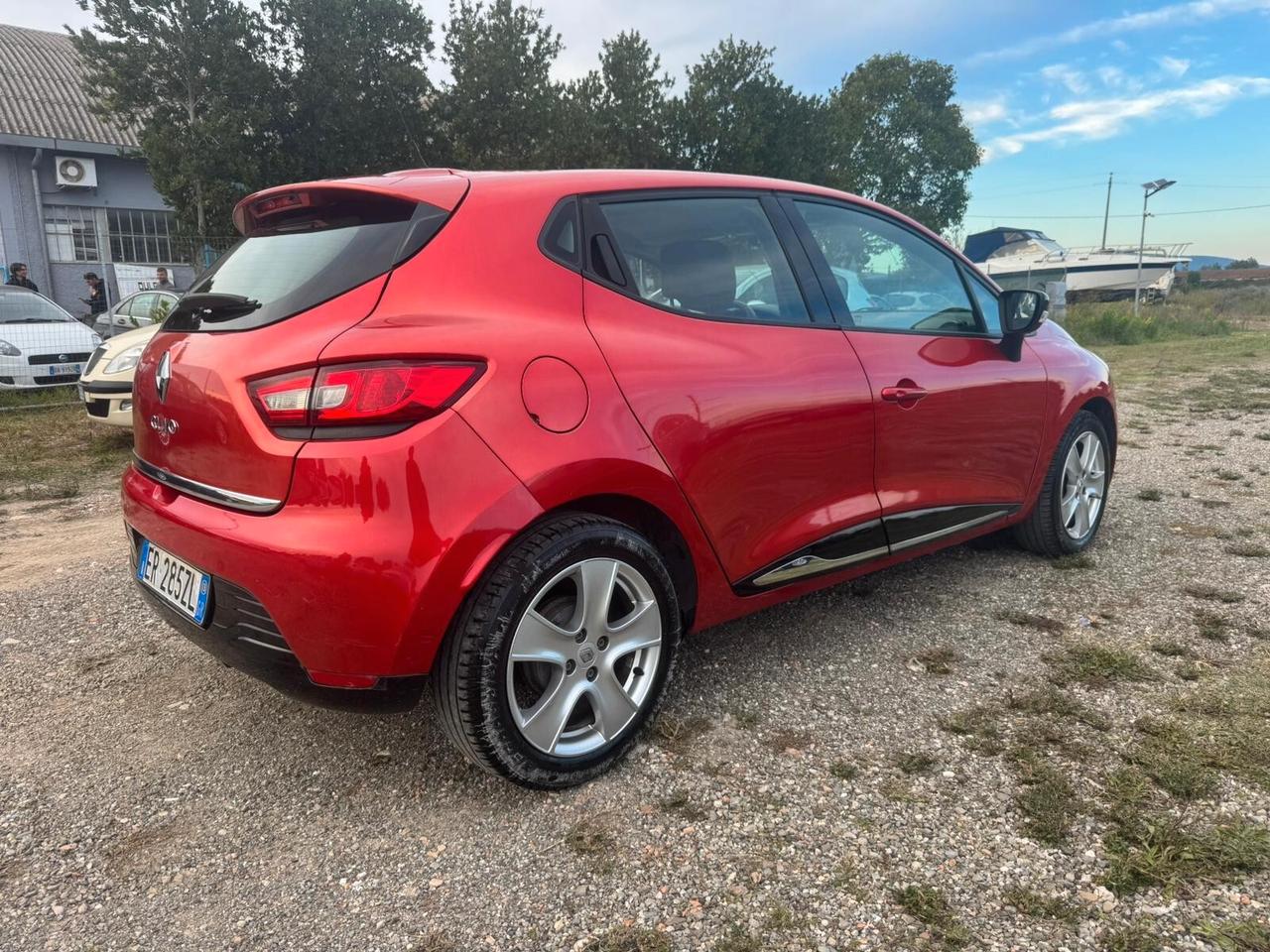 Renault Clio 1.2 75CV 5 porte 2013 SOLO 109.000 KM