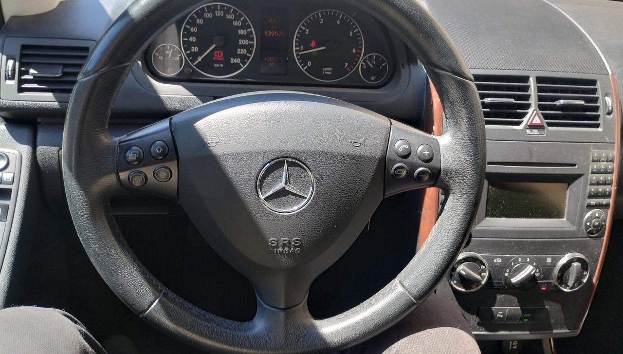 Mercedes-benz A 160 BlueEFFICIENCY