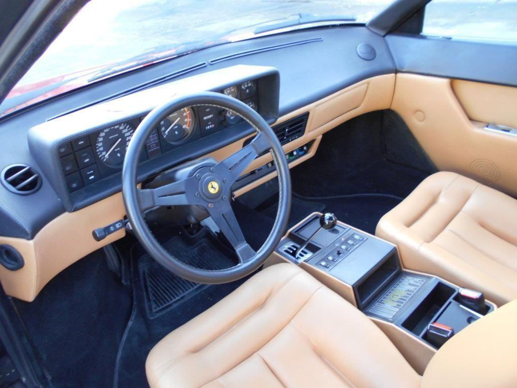 FERRARI Mondial 8