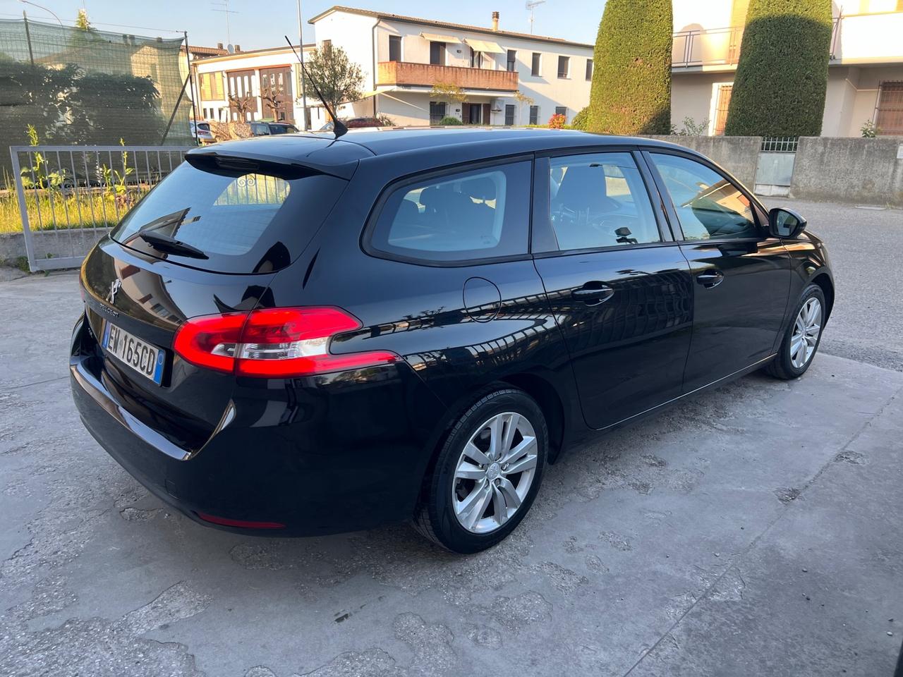 Peugeot 308 1.6 e-HDi Diesel 6MARCE POCHI KM