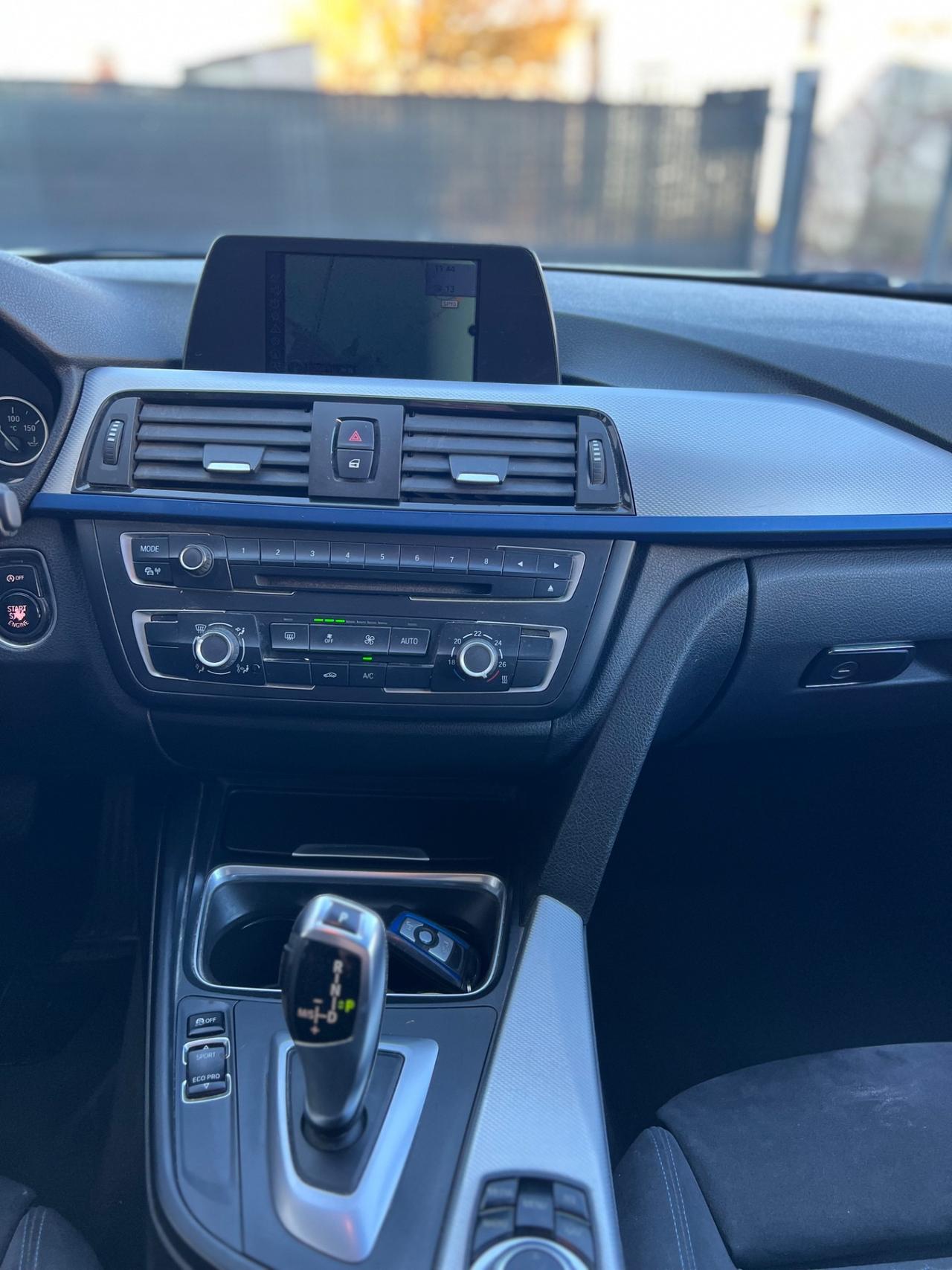 Bmw 320 320d xDrive Touring Msport