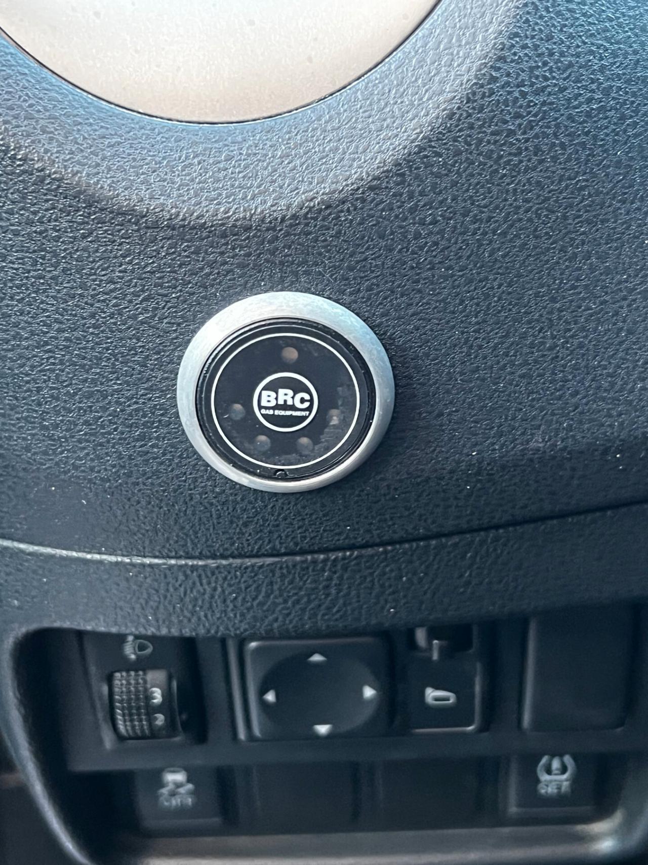 Nissan Juke 1.6 GPL Eco Acenta