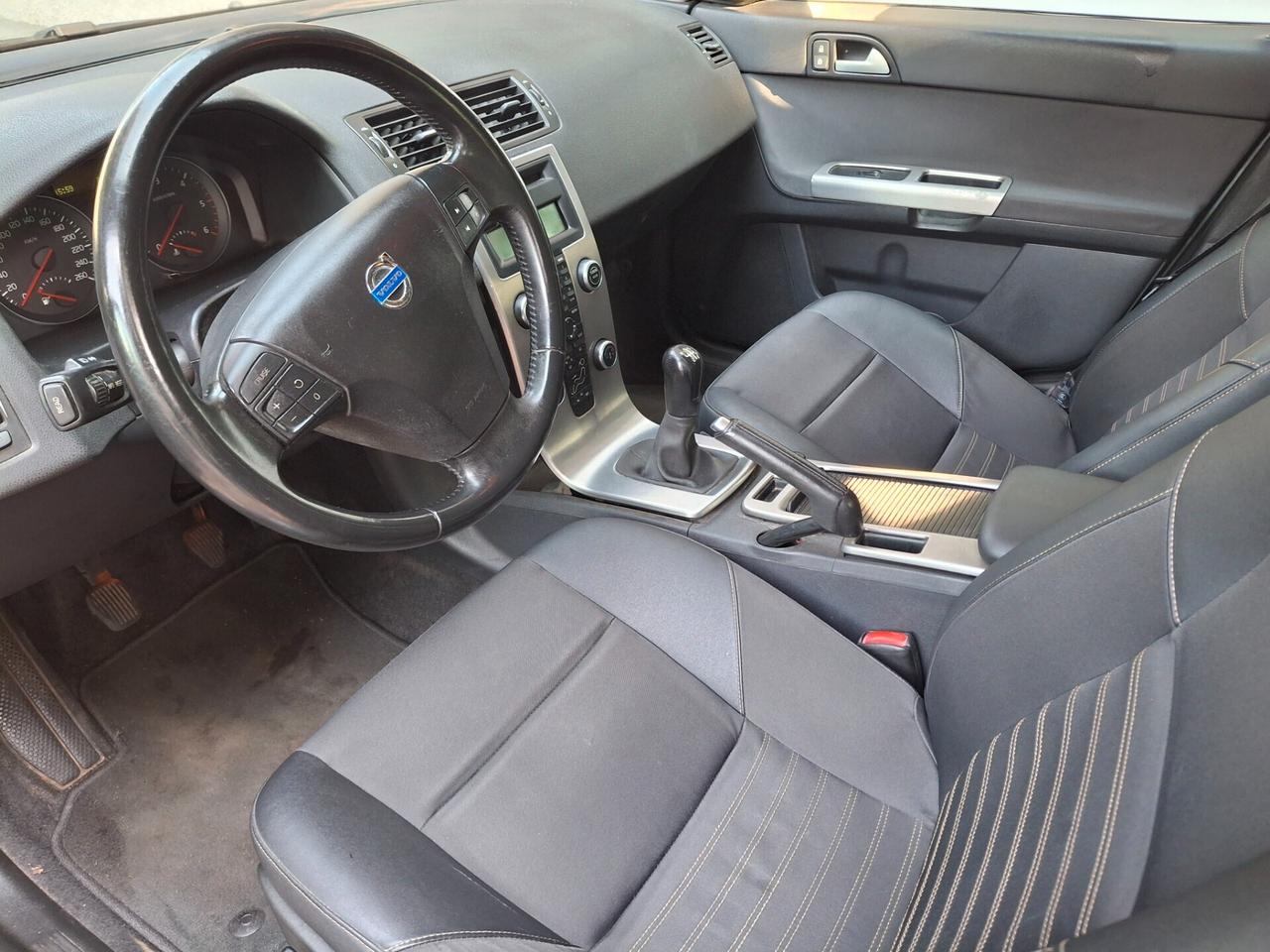 Volvo S40 2.0 D cat Summum