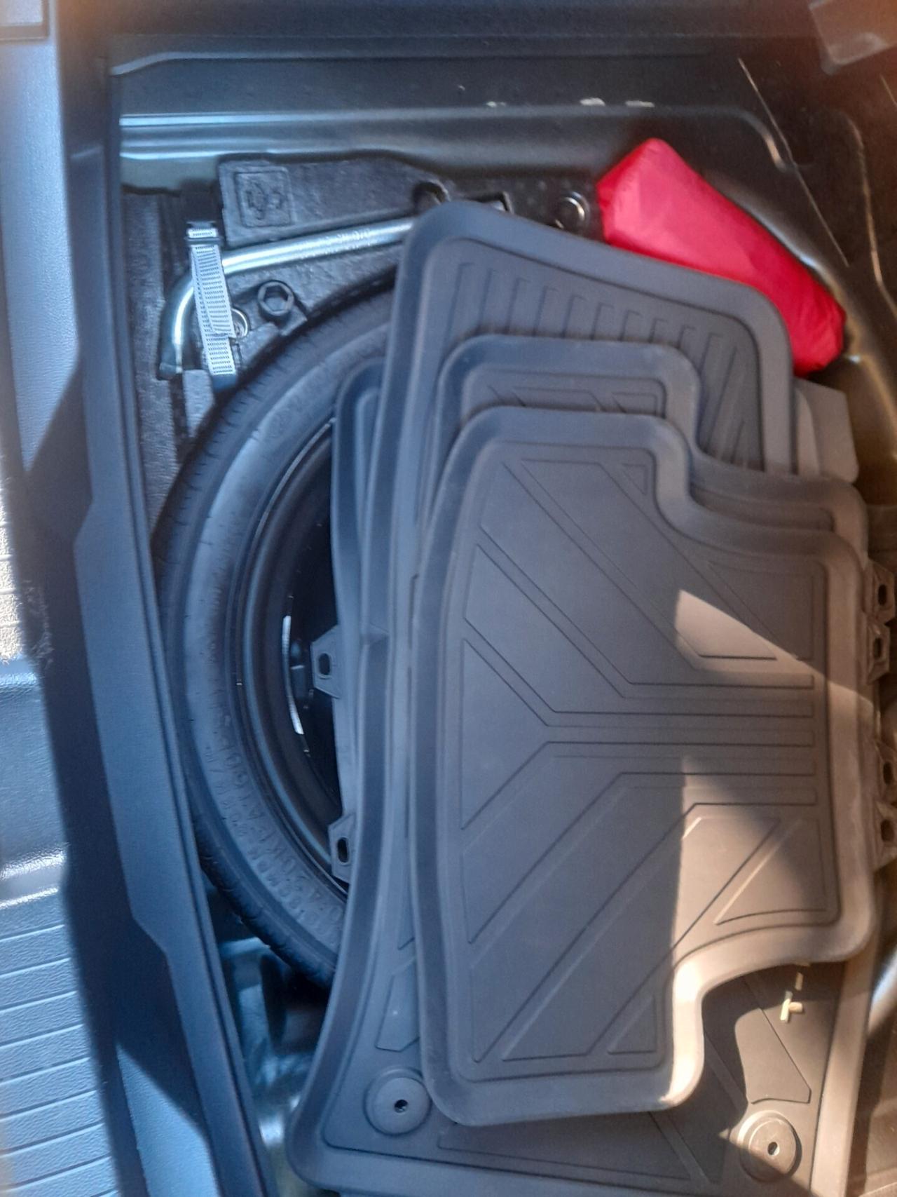 Volkswagen T-Roc 1.0 TSI Style PROMO