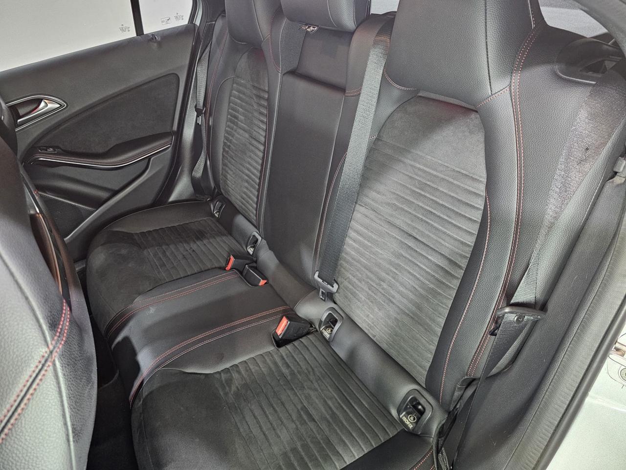 Mercedes-benz A 180 160 d Automatic Premium AMG