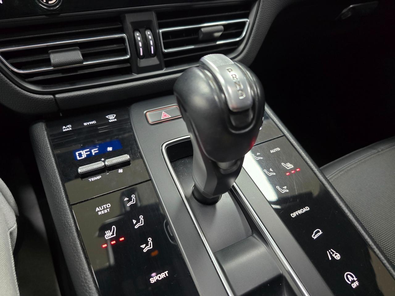 Porsche Macan 2.0 (Tetto)