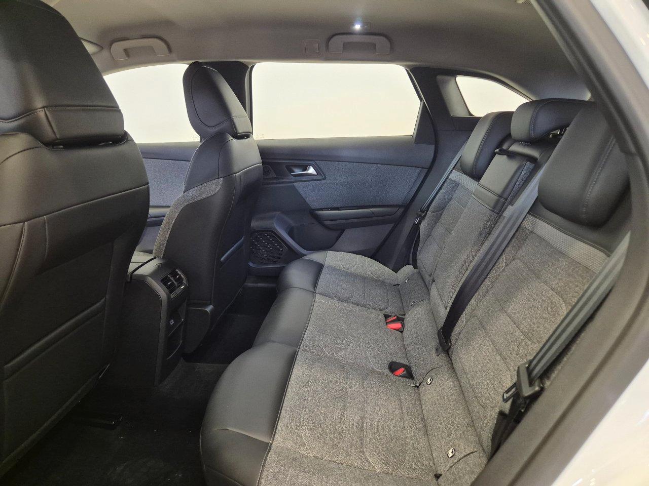 Citroen C5 X 1.6 hybrid phev Feel Business 225cv e-eat8