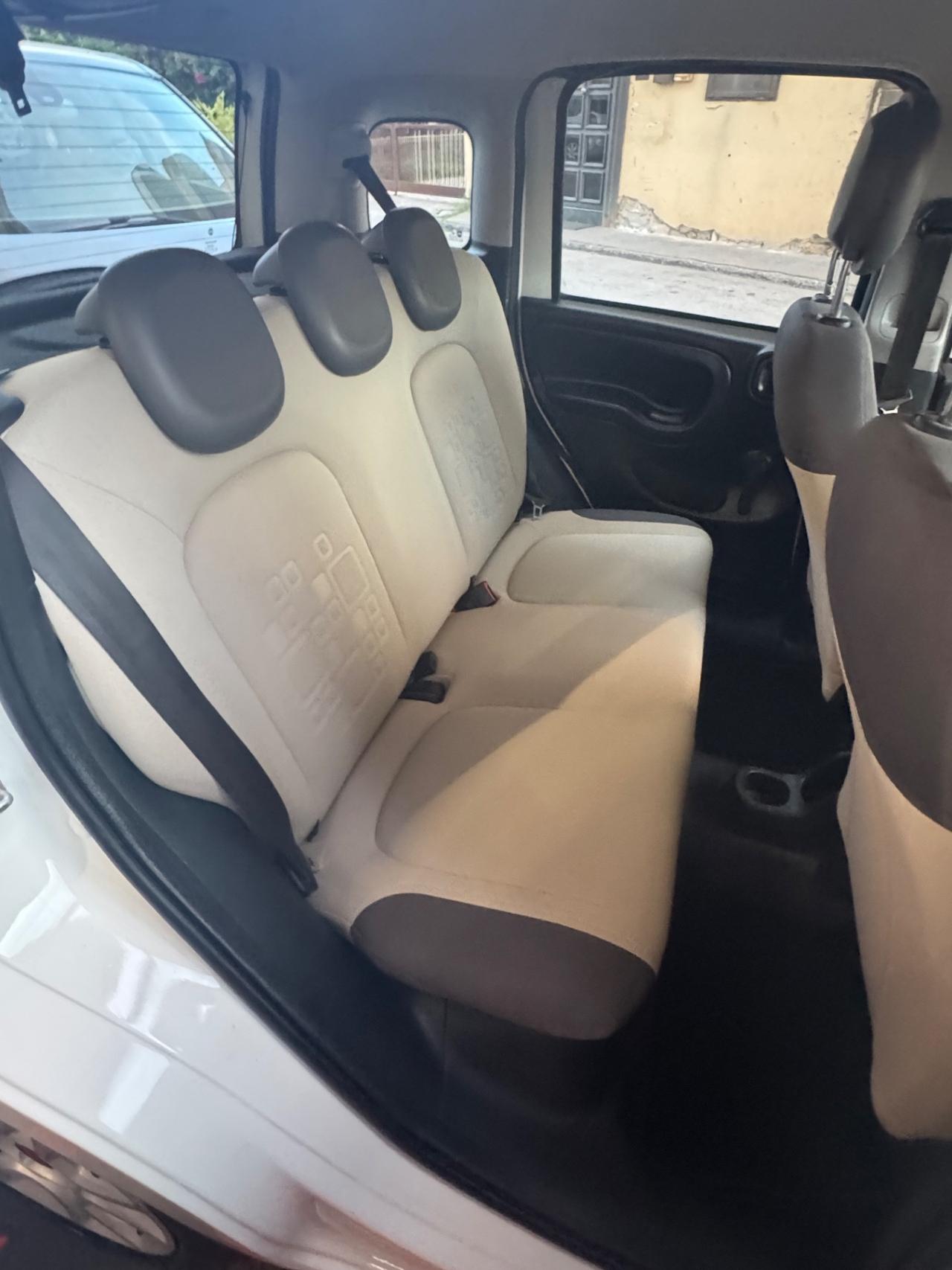 Fiat Panda 0.9 TwinAir Turbo Natural Power Lounge