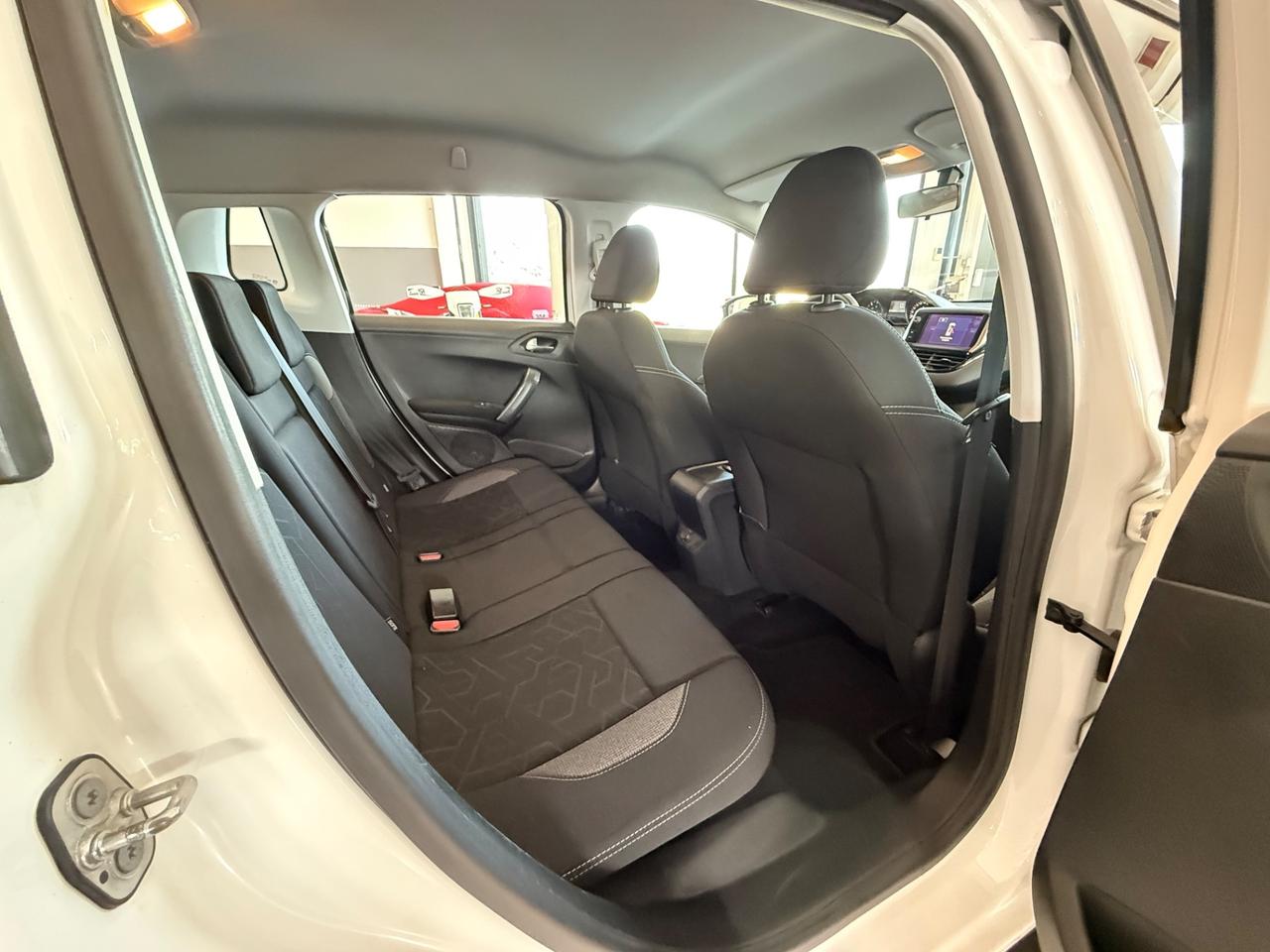 Peugeot 2008 1.6 BHdi 100cv Allure 02/2017 Euro 6B Neopatentati