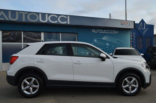 AUDI Q2 30 TDI S tronic Business