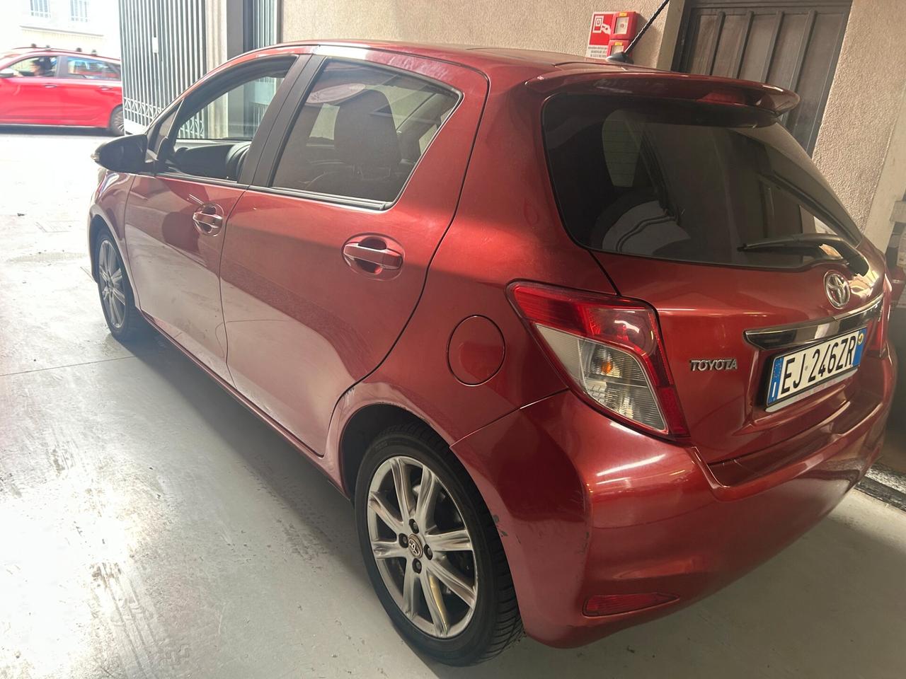 Toyota Yaris 1.3 5 porte Lounge