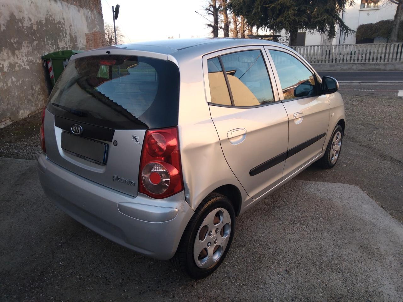 Kia Picanto 1.0 12V 60cv Life Bi-Fuel x neopatentati